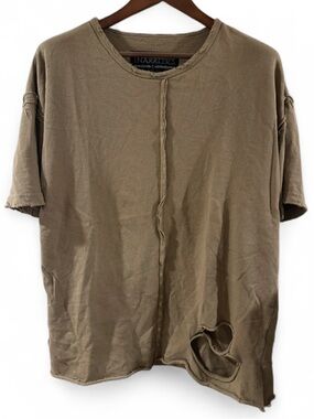 Men’s Cotton Distressed Casual T-shirt Size Medium